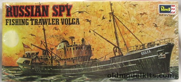 Revell Russian Spy Fishing Trawler Volga, H379-250 plastic model kit